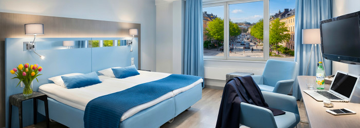 HOTELL